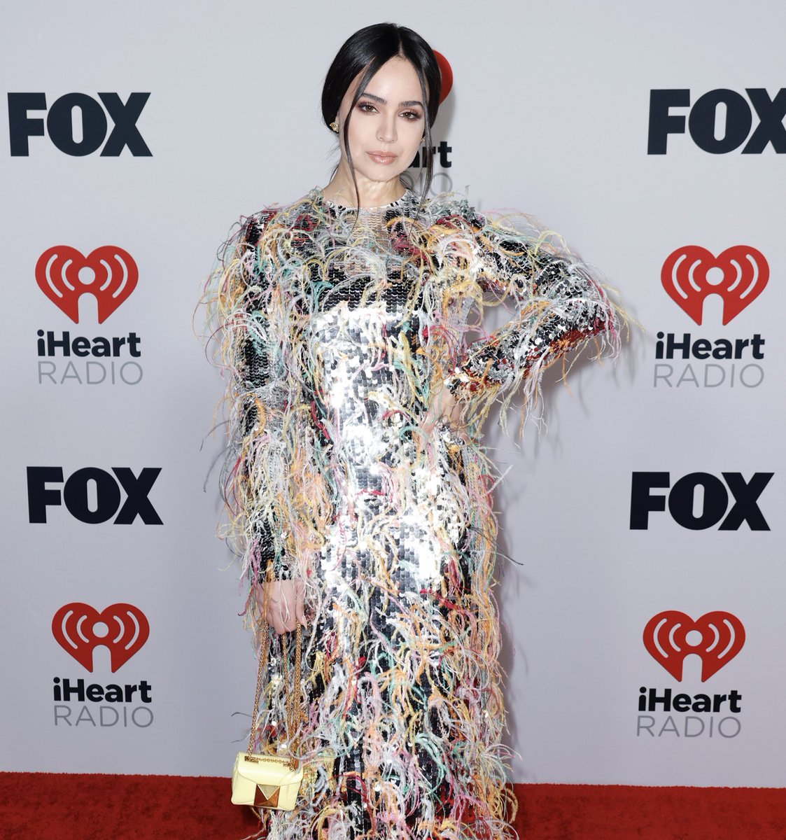 Z100NewYork's tweet image. Stunning 🤩💛 @SofiaCarson #iHeartAwards2022 @Grubhub