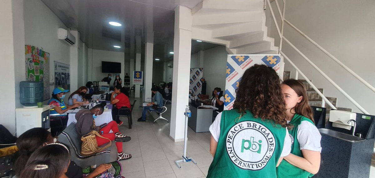 #Hoy acompañamos a <a href="/Movicecol/">Movice</a> Valle de Cauca y a las mujeres de #Buenaventura durante la toma de muestras de ADN en el marco de la búsqueda de sus seres queridos. Acompañamos con la esperanza que de que se esclarezcan graves crímenes #DesapariciónForzada para que no se repitan.