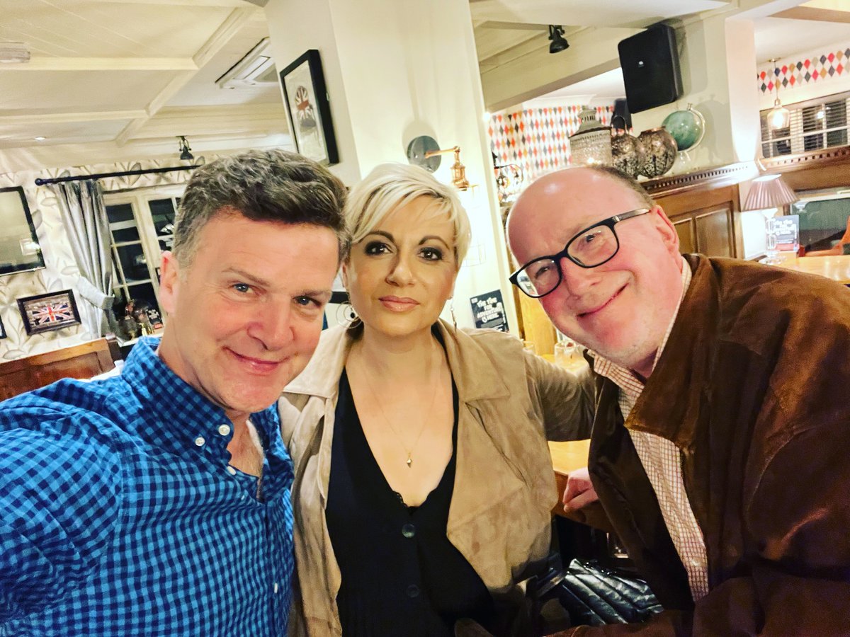 AgentDaeche's tweet photo. An absolute delight to see TVA’s @DBrucelockhart this evening @YvonneArnaud in #PrivateLives - a pleasure to have the company of top producer #JeffCapel too 👏🎭
https://t.co/XncXggA7Jb https://t.co/Vr04ZRvw5r