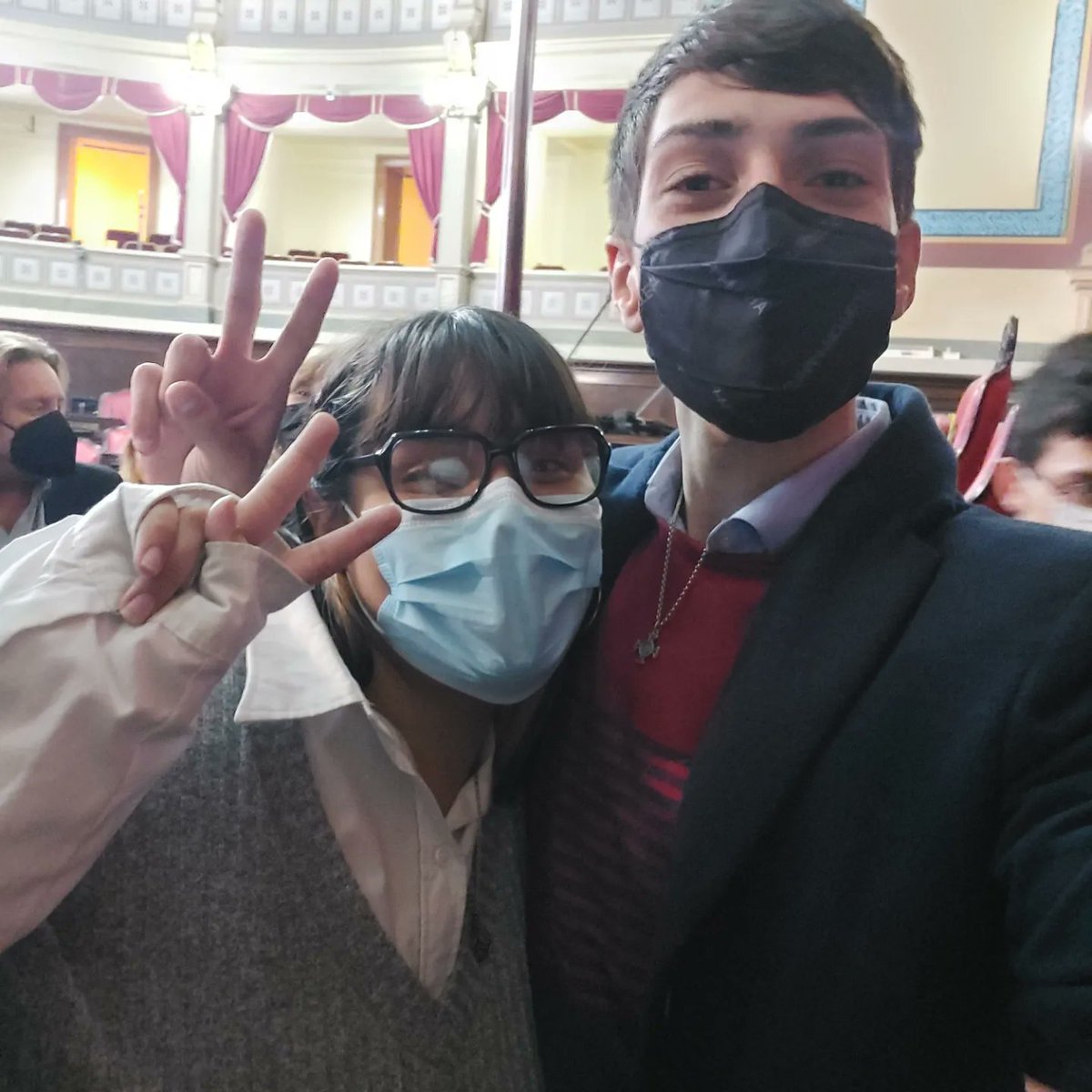 FrannPM's tweet photo. Hoy, en el @Senado_BA la Vicegobernadora, @magariovero llevó adelante una jornada de díalogo intergeneracional con jóvenes bonaerenses junto a referentes de organismos de Derechos Humanos y dirigentes en el marco de la semana de la Memoria por la Verdad y la Justicia. https://t.co/p7dpSCz0nM