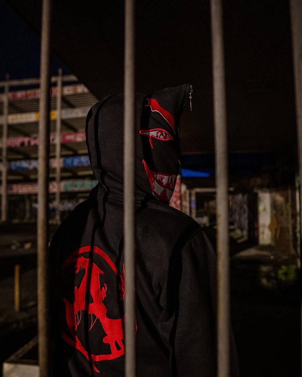 Atmkenn22's tweet photo. Just dropped these Full Zip Hoodies 🔥😈  a simple retweet could win you
a free one!⚡️ https://t.co/bfrPc52w5W