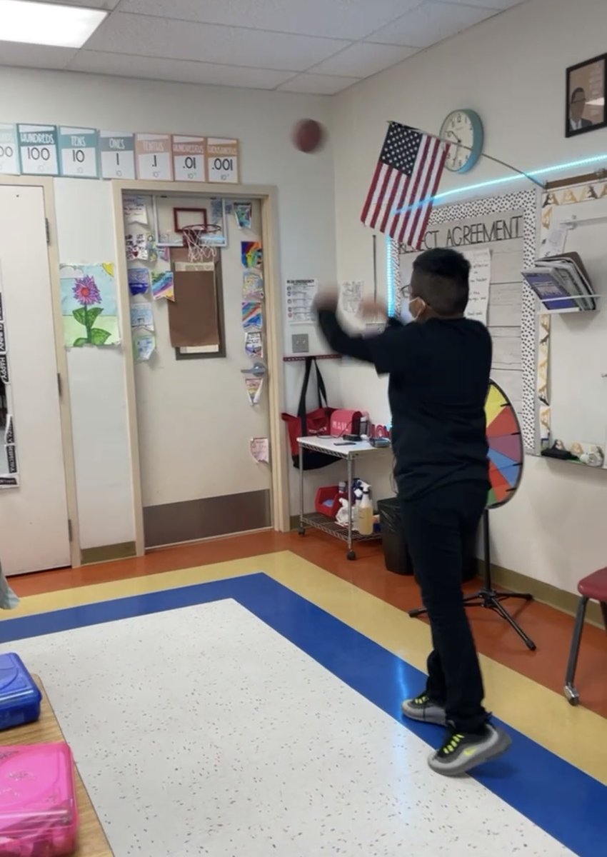 Sponce_12's tweet photo. In honor of March Madness, we played โBeat the Clockโ to review dividing fractions! ๐ https://t.co/3lh0EZzjPM