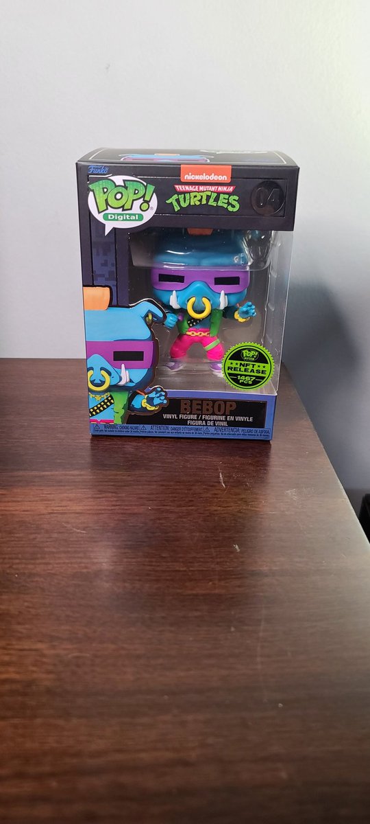 TheCryptoNewz's tweet photo. When the physical and the digital world collide 💥 you end up with this @funko #NFTCollection #DigitalTransformation #Collectibles #nftcollector #cryptocurrency #nft #rare #FunkoPop #Funkos https://t.co/az1HeauOx1