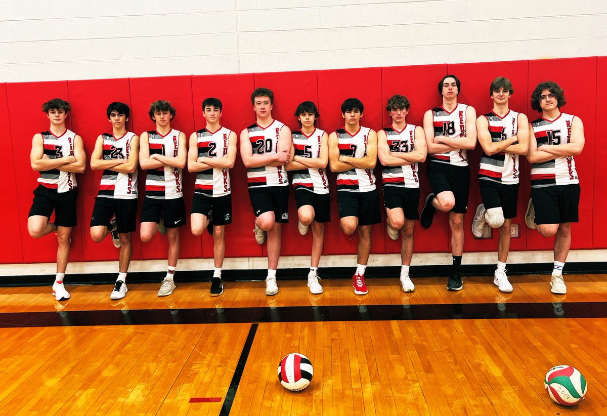 RedHawkVB's tweet photo. #ProgramOpener tomorrow at Sandburg 🔋🔋🔋 Games at 4:30 & 5:30 🏐🏐 #GT https://t.co/4qZS8cUPC8