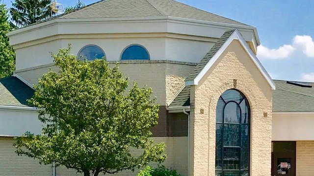 VisitCanton's tweet photo. Looking for an affordable activity to do this spring break? Enjoy a free visit to this new Museum that showcases the life and accomplishments of Mother Angelica. #FreeSpringBreakFun https://t.co/SLI7D9THtL https://t.co/VgwWBHEaI5
