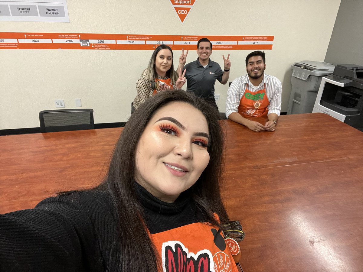 Alina_8987's tweet photo. First walk ready! So excited! 🌵🌵 #8987 #pacsouth #HomeDepot https://t.co/2OFNt2d8j0