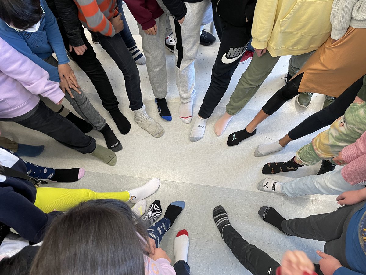 Gr. 5/6 Ss <a href="/TDSB_Avondale/">Avondale Schools</a> proudly display their mismatched, colourful and fun socks worn in recognition of World Down Syndrome Day #WorldDownSyndromeDay2022 #RockYourSocks #WDSD2022
