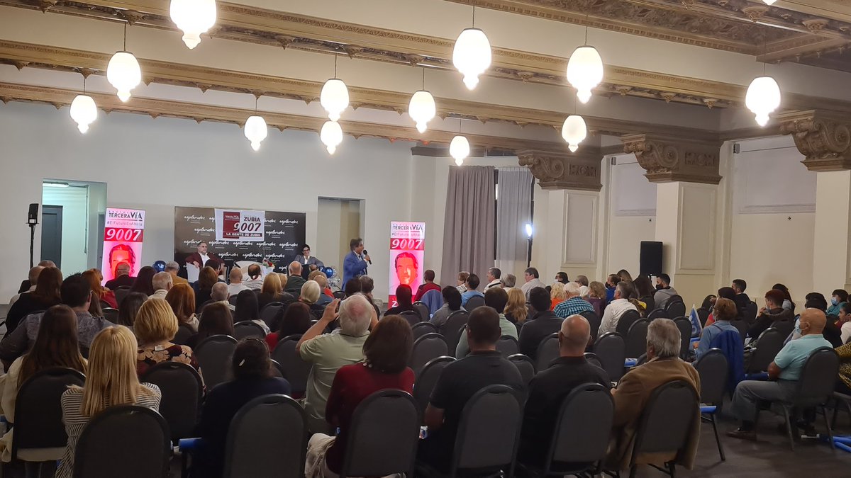 Acto en Defensa de la LUC #NoParesElCambio del Dip <a href="/GustavoZubia/">Gustavo Zubia</a> #VotáNoDerogar <a href="/PartidoColorado/">Partido Colorado</a> #TerceraVía