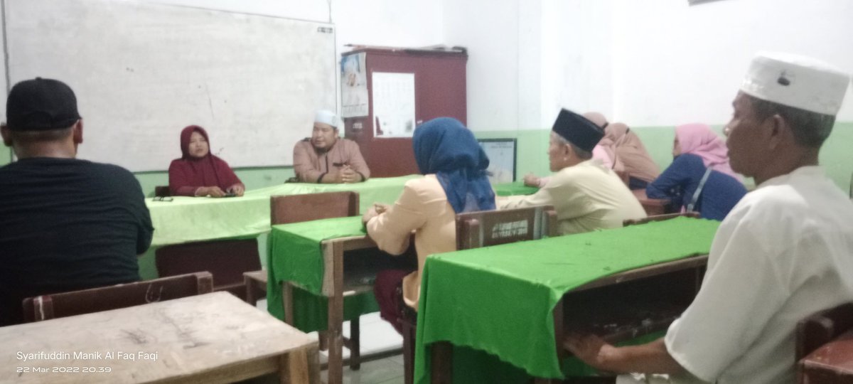 syarifuddinman6's tweet photo. Pertemuan bersama team atur strategi utk persiapan PILKADES menuju Sambil lebih baik... https://t.co/oq0h5mMMDa