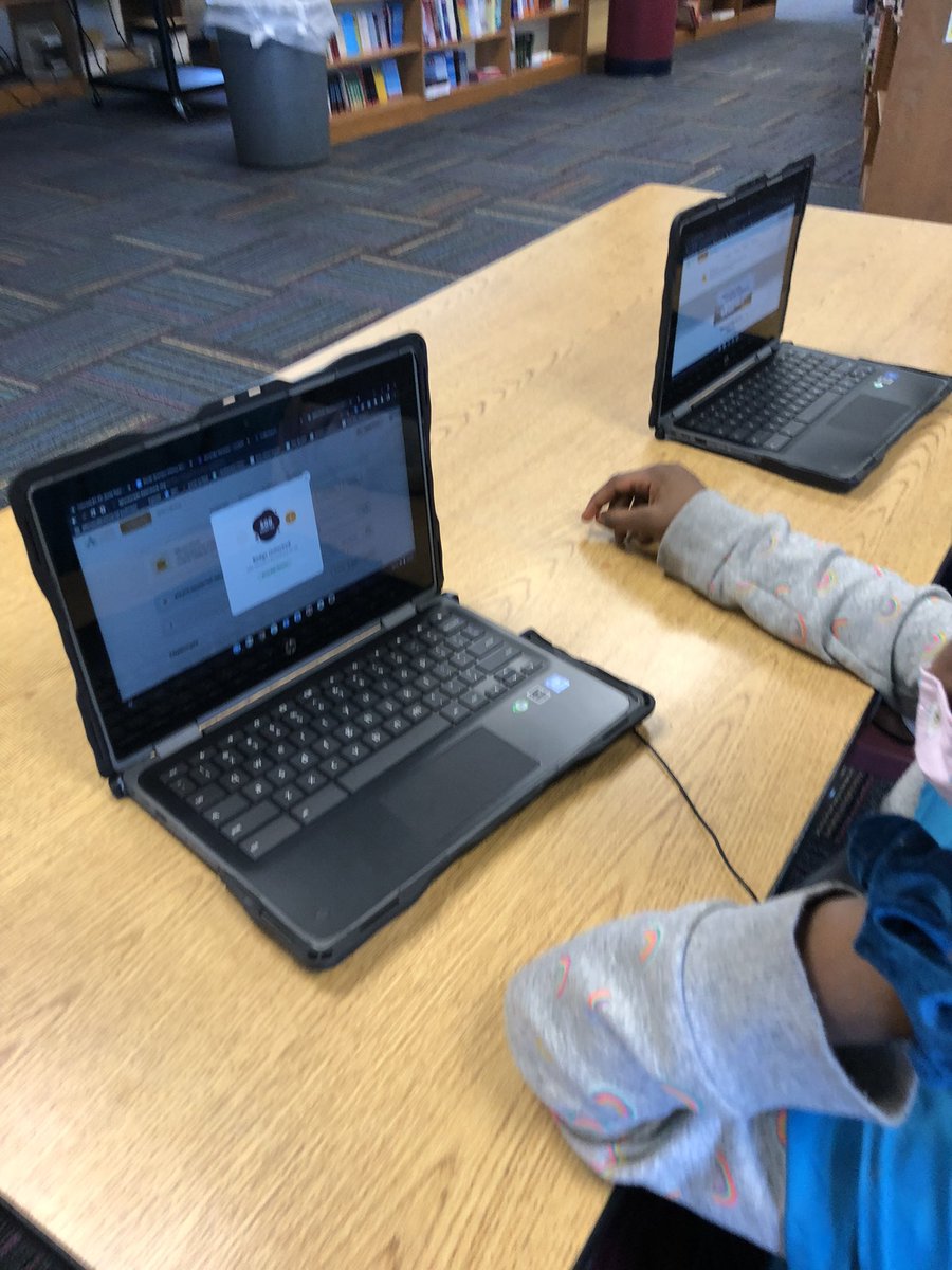 CascadeESMedCtr's tweet photo. Cascade Tigers taking #APSTOP5 to the next level!! Reading, logging minutes on Beanstack…. Selecting and scanning personal reading choices!! “Today was a good day…”@APSMediaServ @apsupdate @zoobeanreads @myONreader @APSInstructTech https://t.co/FNd4kLixwq