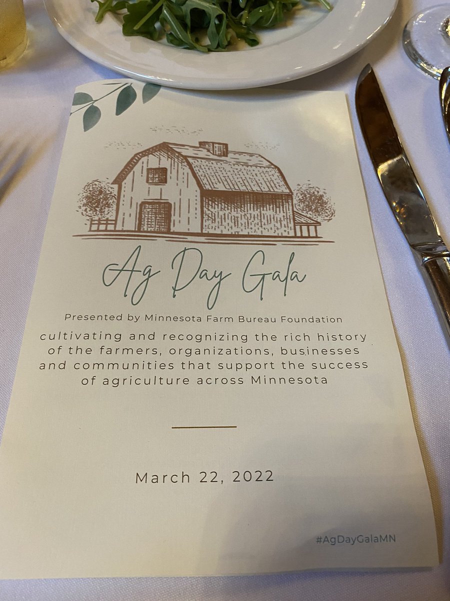 ajbilek's tweet photo. Feels like a fitting way to celebrate #NationalAgDay. Thanks @MNFarmBureau for putting together a great event! #AgDayGalaMN https://t.co/4V72EoaVhZ
