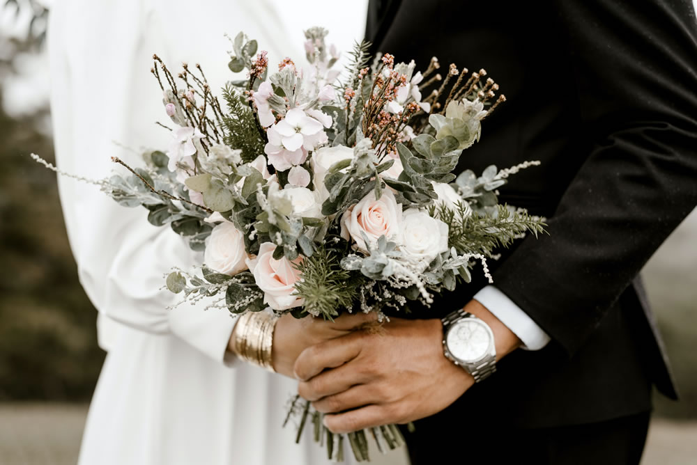 WeddingWA's tweet photo. Find your perfect wedding flowers on Wedding WA. From classic formal bouquets to boho chic and affordable artificial flowers. Browse looks, styles, packages and more for the ultimate wedding bouquet inspiration. xx
https://t.co/qa0tcyMVkG
#perthwedding #weddingwa https://t.co/pTkd7a28Mv