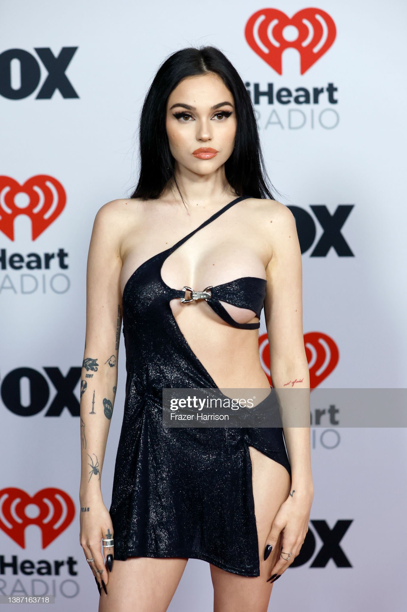 Maggie lindemann cheap red dress