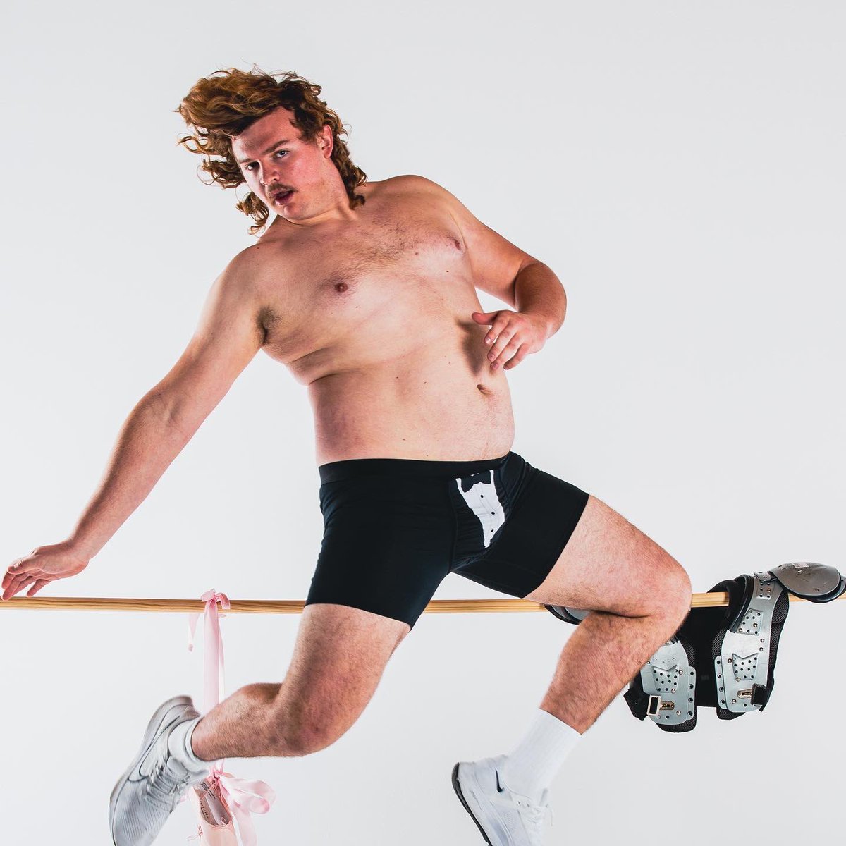 Tommy_brown18's tweet photo. I want to give a shout out to @shinesty for giving me the opportunity to make my modeling debut it was a blast! #skobuffs https://t.co/YQd8NvOrF4