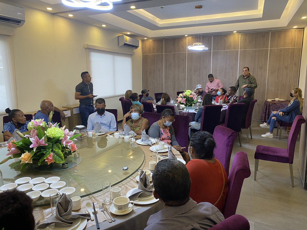 Sostuvimos reunión de balance con nuestra estructura partidista del corregimiento, con miras a las elecciones del próximo domingo 27 de marzo, para la escogencia de directiva de corregimiento y delegados al congreso, juventud y femenino.