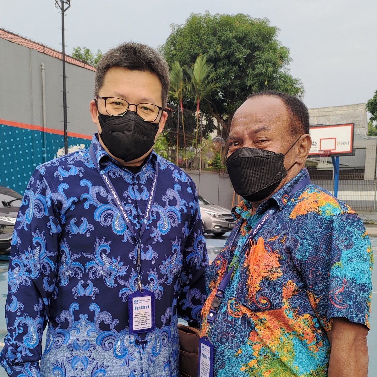 Doc_Andi's tweet photo. Bersama Ketua Dewan Pembina Yaleka Maro Merauke Dr. dr. Titus Tambaip, M.Kes. https://t.co/gl8UHZ2Wez