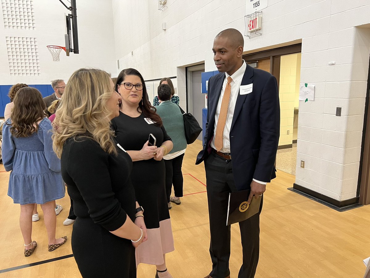 repdelgado's tweet photo. Congratulations to all of the students who participated in the @BroomeBOCES app challenge! Your projects were creative, innovative, and community oriented. I was humbled by the opportunity to speak with you all this evening at the awards dinner.  Thanks for having me. https://t.co/RER5vtQTJE