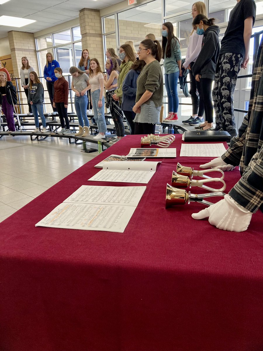 NazChorus's tweet photo. Great rehearsal after school today. We had several special guests to help us put together our set for our upcoming performance at States. Please consider coming to our kick-off concert on April 3rd at St John’s UCC in Nazareth - 7:00 start time! Always thankful for @Rickhilborn1 https://t.co/dEwSRL3K2d