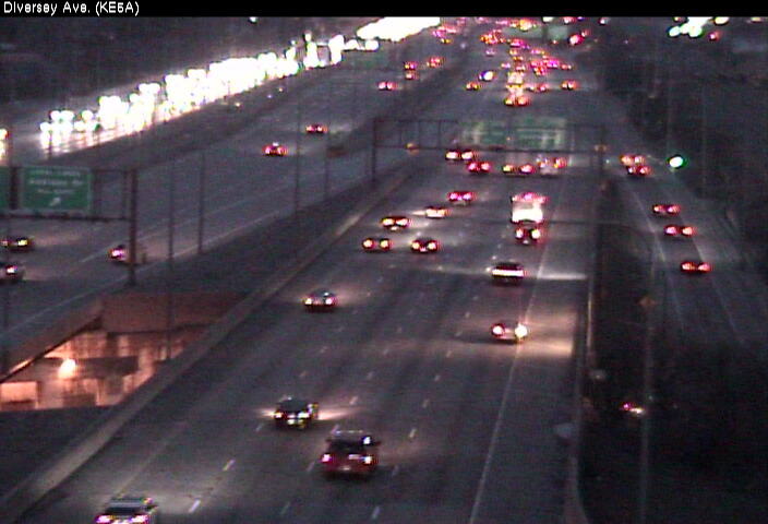 WBBM1059Traffic's tweet photo. The last of the rush hour delays remain on the inbound #KennedyExpressway where it's heavy from #KimballAvenue to #OhioStreet.  #ChicagoTraffic @WBBMNewsradio https://t.co/ohs71LitJa