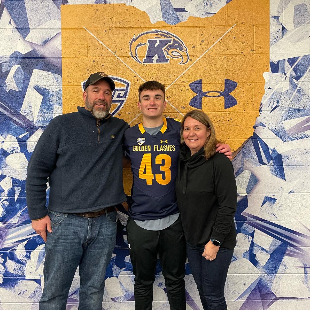 Excited to announce my commitment to Kent State University! Thanks <a href="/TheHC_CoachLew/">🔴 Sean Lewis ⚫️</a> and <a href="/CoachZacBarton/">Zac Barton</a> for this incredible opportunity, can’t wait to get to work!! <a href="/Coach_Wilhite/">Ryan Wilhite</a>