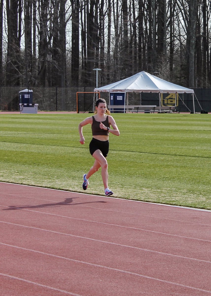 GeorgeMasonTFXC's tweet photo. Strides Under The Sun. ☀️

#GetPatriotic https://t.co/4iaEI5YV2V