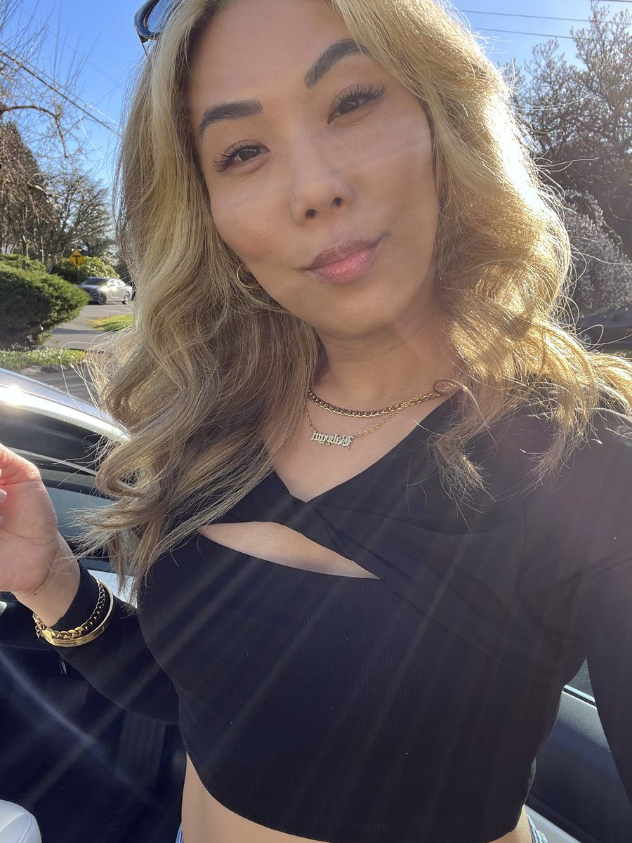 HeatherGin's tweet photo. Sunny in Seattle ❤️ https://t.co/7IhvBin4Uy