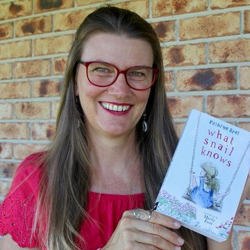 Ah ❤️ this interview with <a href="/KatApel/">Kathryn Apel</a> sharing the inspiration &amp; joys of writing a verse novel starring a snail abc.net.au/radio/widebay/… + if you are inspired by the thought of verse novels, try our Centre's free resource with annotation, curriculum links + ncacl.org.au/resources/bibl…