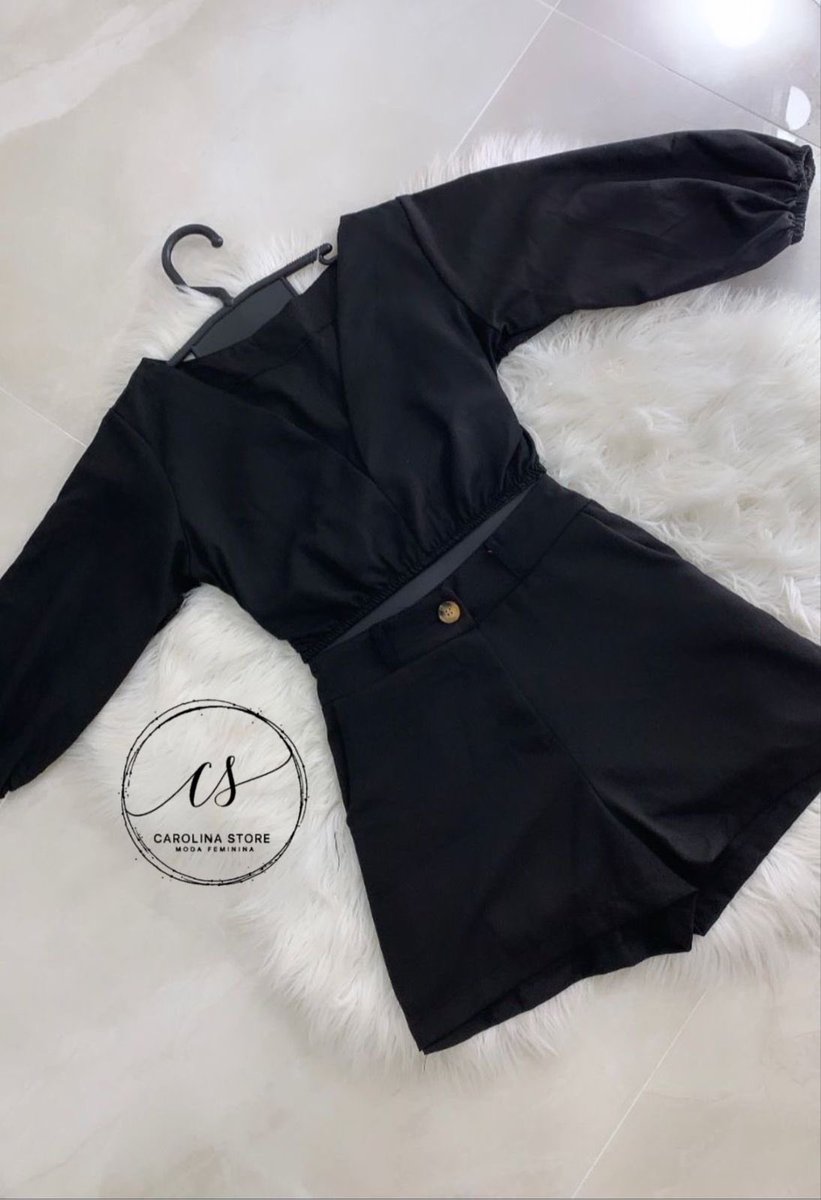 _storecarolina's tweet photo. Aquele spoiler da nossa composição de look 🥰👚👜 AJUDEM NO RT 🙏🏼😌 sigam muito lá no insta p não perder nenhum story @_storecarolina https://t.co/oA14Ldw76R
