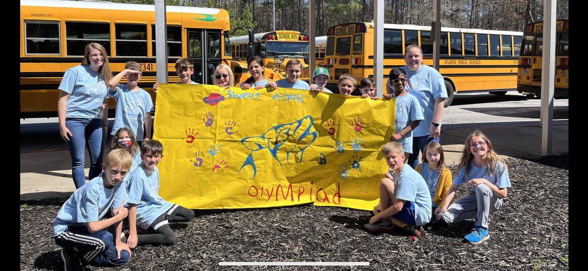 rawls5's tweet photo. We are so proud of our Science Olympiad team working hard and sticking with it! We had a great time at competition! @SweetAppleES @Missfreyclass https://t.co/juRfueEIGv