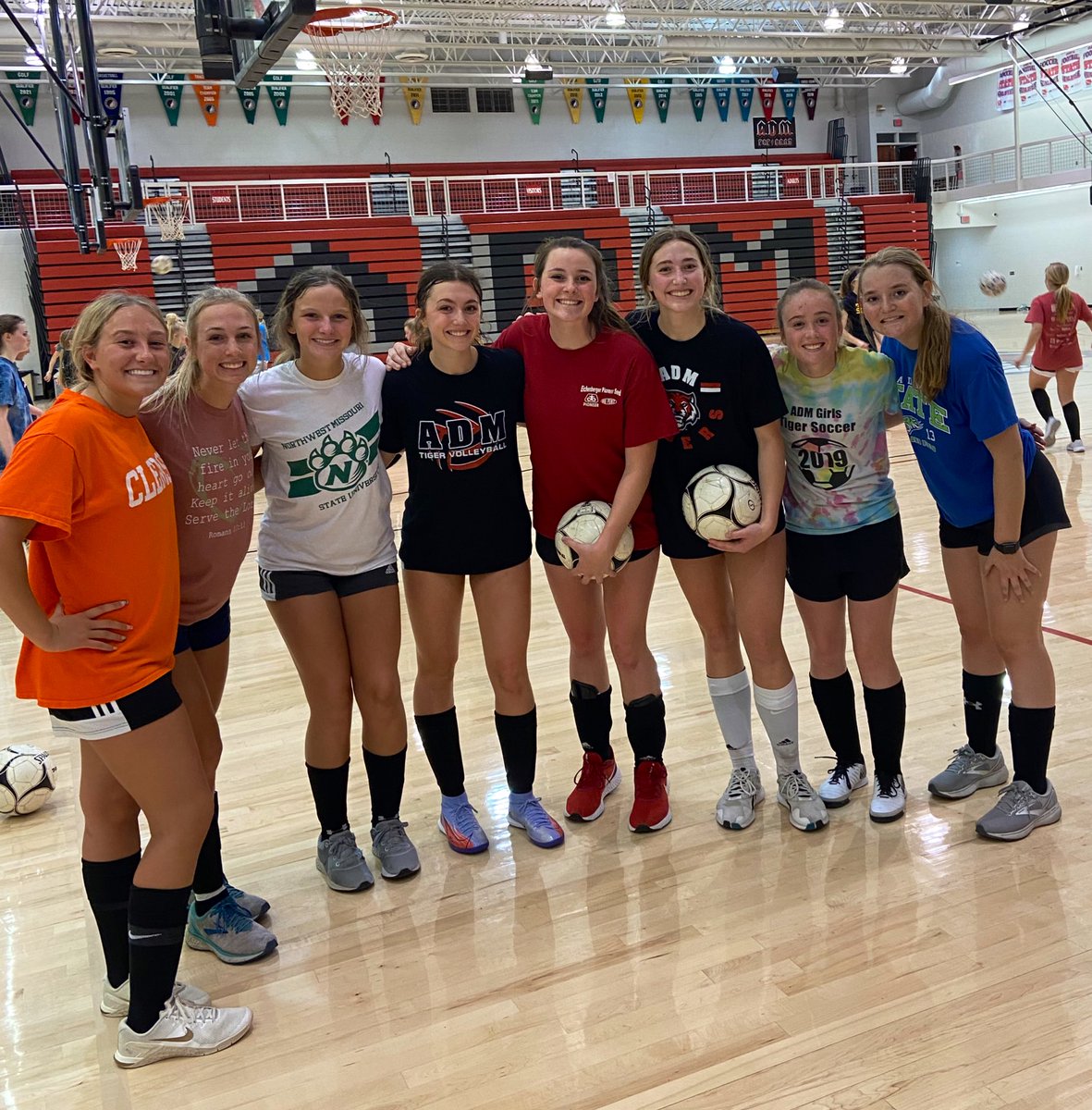 ADMGirlsSoccer's tweet photo. Rain or shine, we continue to grind! 3 session left until our first game vs Norwalk 🏋️‍♀️⚽️🐅 #GoTigers https://t.co/4XAkHgIzCi