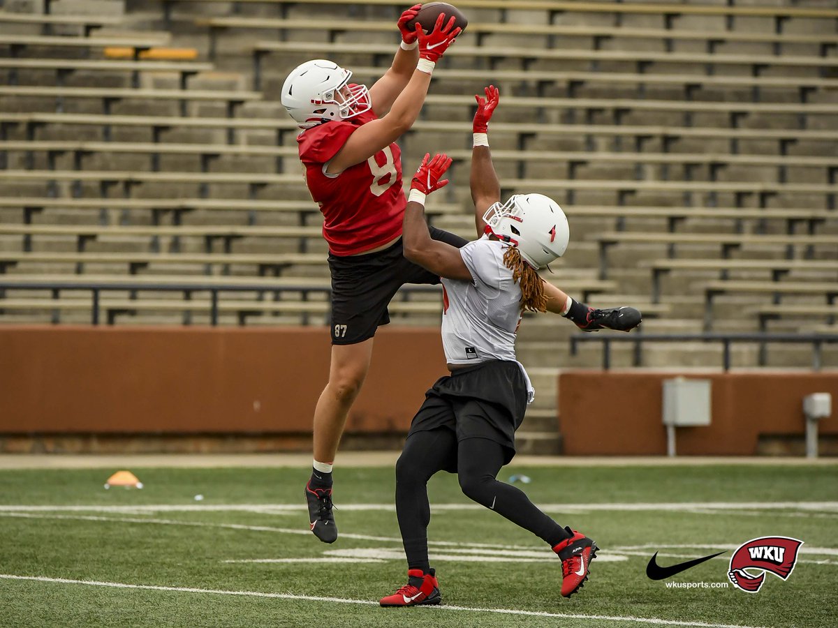 <a href="/WKUFootball/">WKU Football</a> opens up Spring Practice 2022 
#GoTops #JustWin #Grit #WIT #TopsTogether #TopsOnTop

📸's : wkusports.com/galleries/foot…