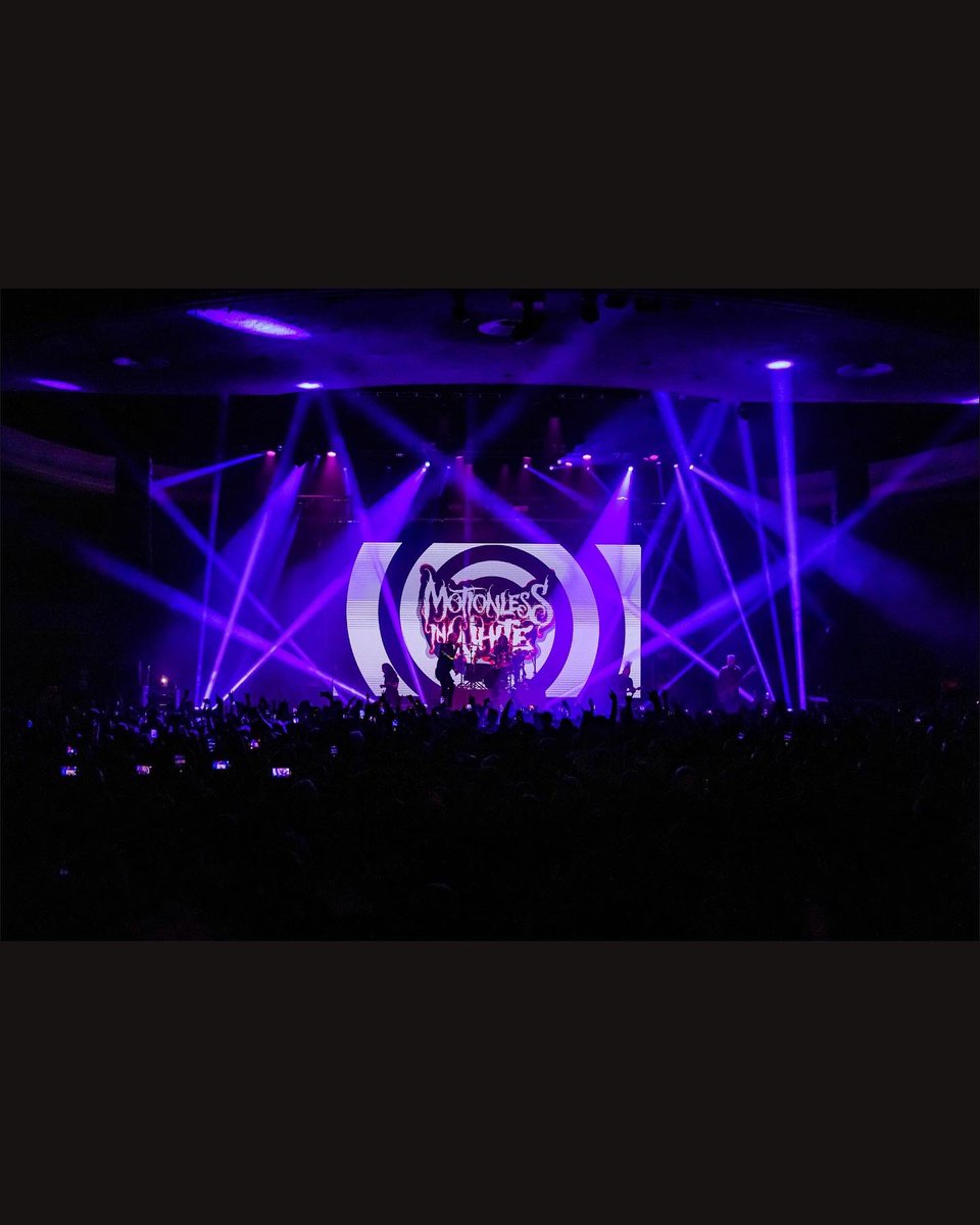 Emil w/the head tattoo tweet media