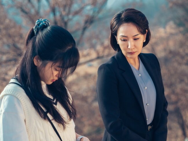 taeritubbies's tweet photo. #TwentyFiveTwentyOne Mother &amp; Daughter relationship 🥺❤️ still cuts https://t.co/aKWUM5HSdx
