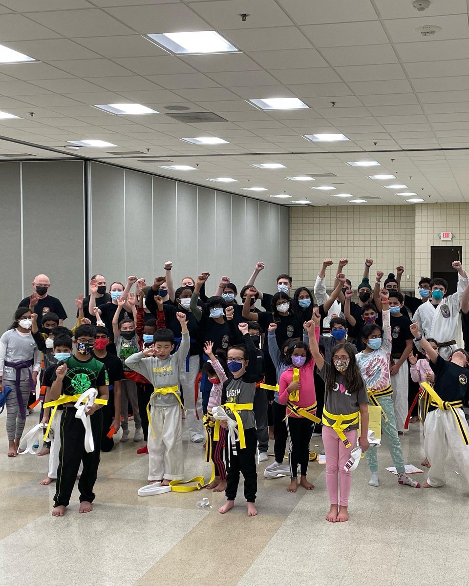 FSDC92's tweet image. Congrats to everyone who tested tonight! Keeping the #Isshinryu spirit alive! @noviparks #Karate