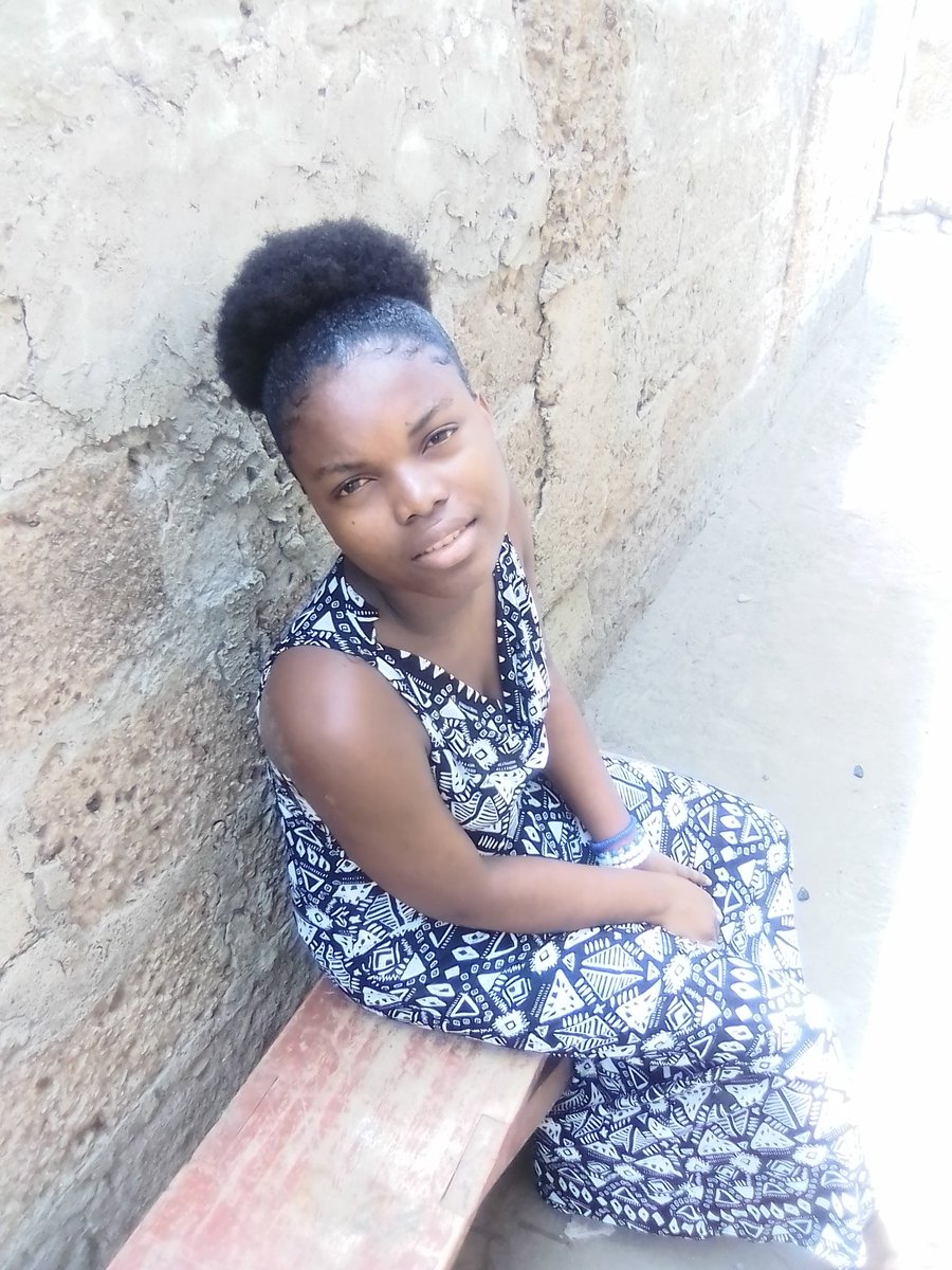 LebeneBenedicta's tweet photo. My beautiful self 💋💋 https://t.co/C3bWtGUzr8