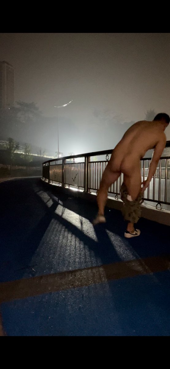 开脱 #野裸 #野外露出 #暴露 #天体