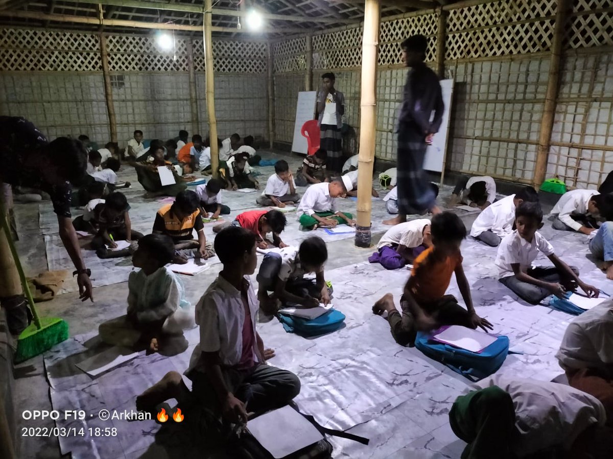 TechnicalShabb3's tweet photo. DRFS teachers of Rohingya Pioneer High School (RPHS) are testing the final exam in the Bangladesh refugee camp. It is one of the first high schools in the camp where students are being taught the #Myanmar curriculum since last more than 3 years.
#educational
#RohingyaStudent https://t.co/4TW2IrtTRm