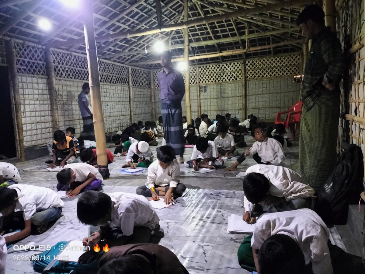 TechnicalShabb3's tweet photo. DRFS teachers of Rohingya Pioneer High School (RPHS) are testing the final exam in the Bangladesh refugee camp. It is one of the first high schools in the camp where students are being taught the #Myanmar curriculum since last more than 3 years.
#educational
#RohingyaStudent https://t.co/4TW2IrtTRm