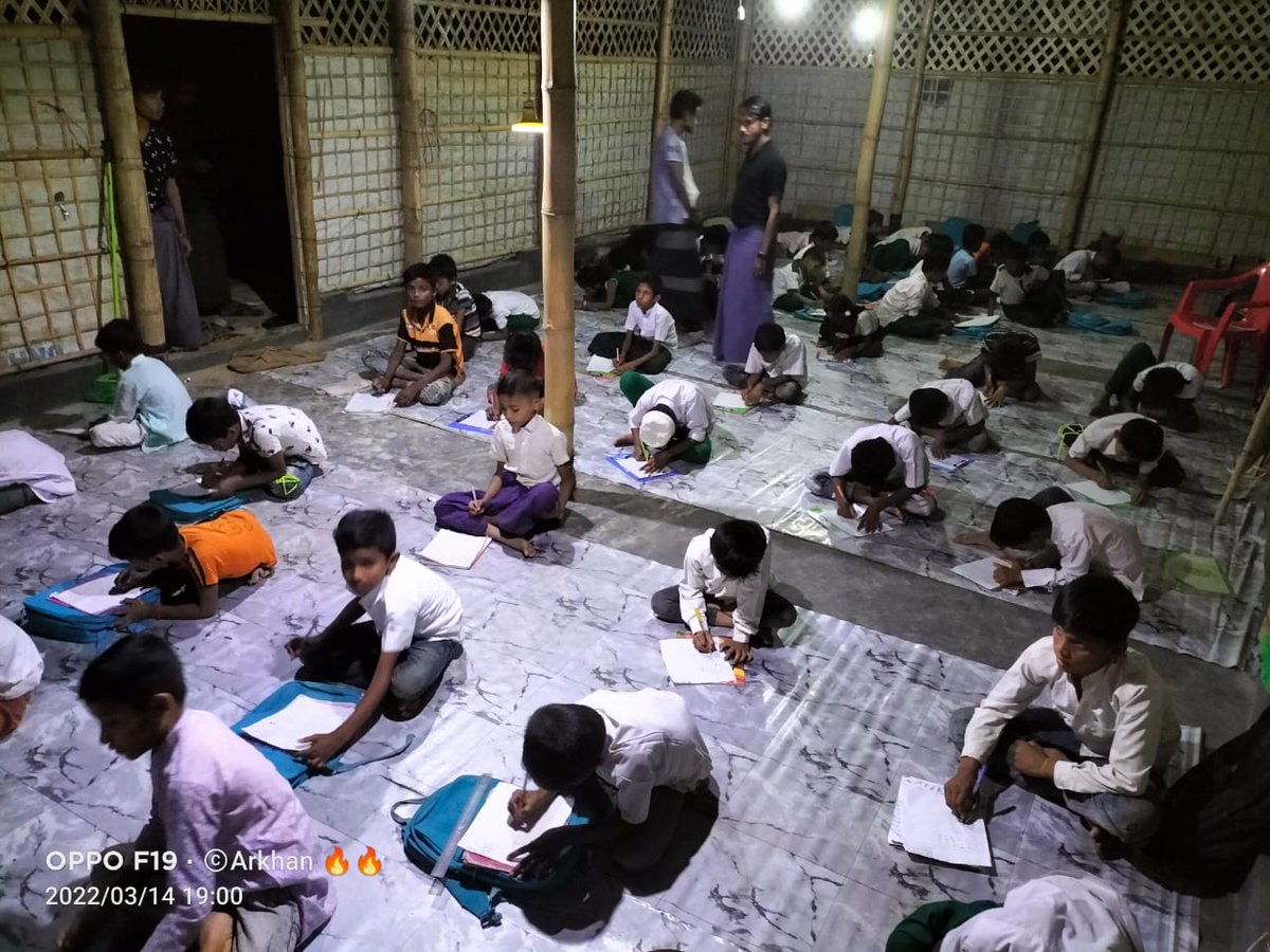 TechnicalShabb3's tweet photo. DRFS teachers of Rohingya Pioneer High School (RPHS) are testing the final exam in the Bangladesh refugee camp. It is one of the first high schools in the camp where students are being taught the #Myanmar curriculum since last more than 3 years.
#educational
#RohingyaStudent https://t.co/4TW2IrtTRm