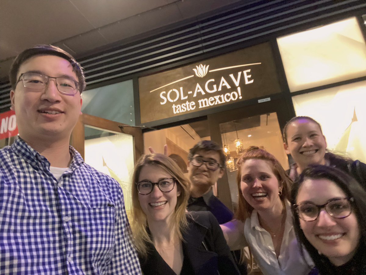 PhoebeHammerMD's tweet photo. #USCAP2022 bringing together the Bay Area trainees! @StanfordPath @UCSFPath https://t.co/wn0umtsOA3