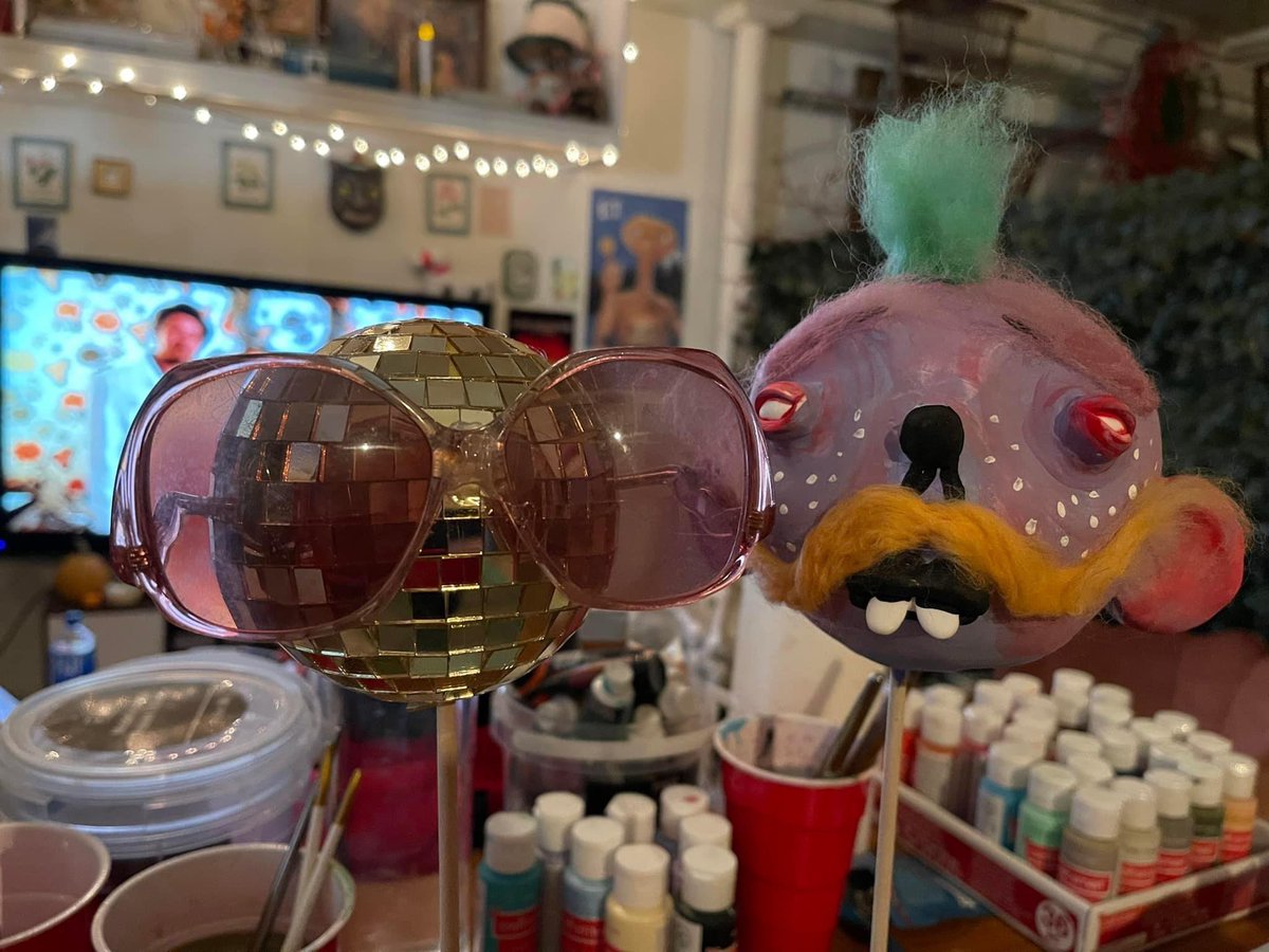 Sup frensss!
Let's meet up IRL.