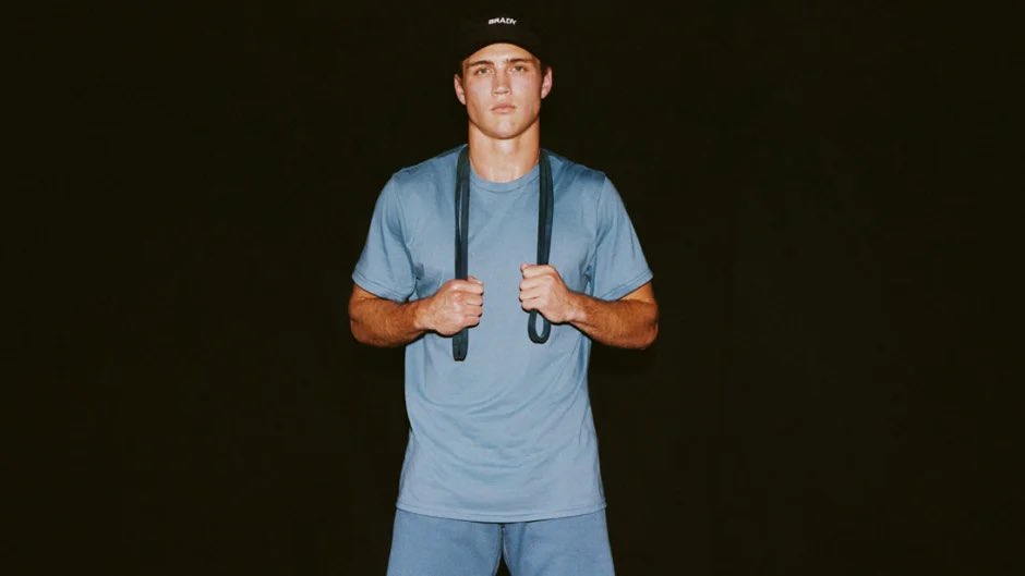 muscle_fitness's tweet photo. TOM BRADY GOES LONG (LASTING) WITH HIS RELEASE 2 GEAR LAUNCH
The NFL GOAT looks to make "Pliable Performance" 2022's fitness fashion buzzword.
By Scott 'Future' Felstead. Read article https://t.co/nv32irZwsW @muscle_fitness @TomBrady  #release2 https://t.co/aOU85N4TWb