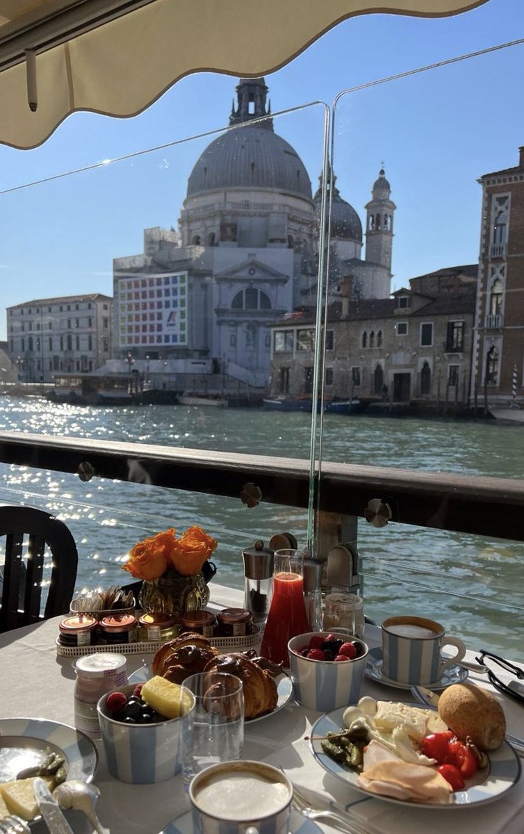 und wie sieht euer frühstück so aus?