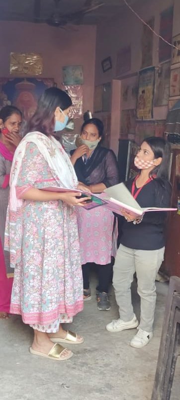 DMCentralDelhi's tweet photo. District Magistrate, Centres Delhi, Smt. @AkritisagarIAS   visited Anganwadi Centers in KarolBagh to conduct inspections and took a review of the functioning of these centres.

#WomenAndChildDevelopment
#PoshanAbhiyan
#MWCD #WCD #DWCD https://t.co/Dvcw5OlOHF