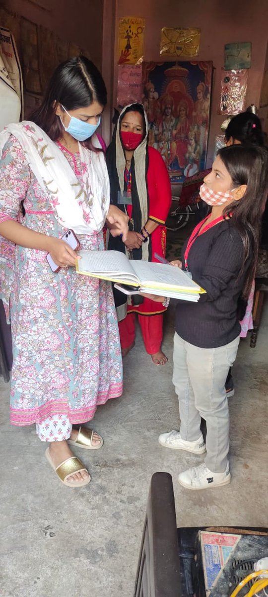 DMCentralDelhi's tweet photo. District Magistrate, Centres Delhi, Smt. @AkritisagarIAS   visited Anganwadi Centers in KarolBagh to conduct inspections and took a review of the functioning of these centres.

#WomenAndChildDevelopment
#PoshanAbhiyan
#MWCD #WCD #DWCD https://t.co/Dvcw5OlOHF