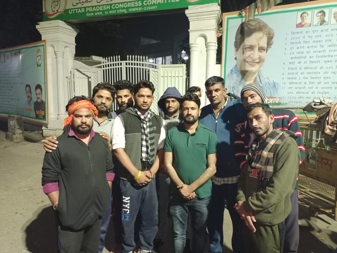 #REET2018 टीम की तरफ सेआपका बहुत बहुत आभार <a href="/TheUpenYadav/">Upen Yadav (मोदी का परिवार)</a> हमको न्याय दिलवाने के लिए।ये सब आपके ही प्रयासों के फलस्वरूप सम्भव हो पाया है।#REET2018 के सभी चयनित आपका ये अहसान आजीवन याद रखेंगे🙏🙏
<a href="/PradeepRajpo/">PARMAR SINGH</a>