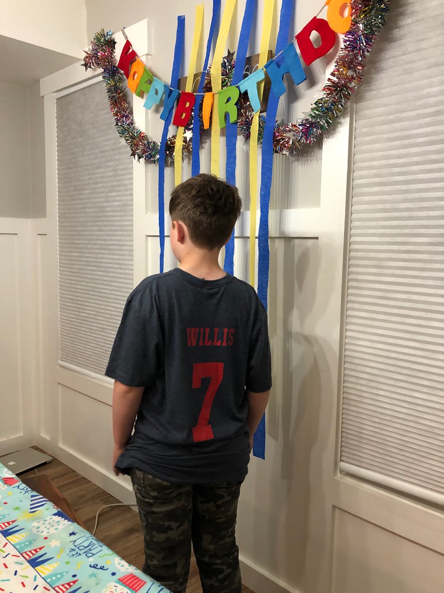 whdavis's tweet photo. @malikwillis thank you for being an inspiration to my son. Today on his 9th birthday he watched your #proday over breakfast and then his eyes lit up when he opened his present—a shirt from your store. Happy Birthday, Drake! https://t.co/dcNnsnGJ8u