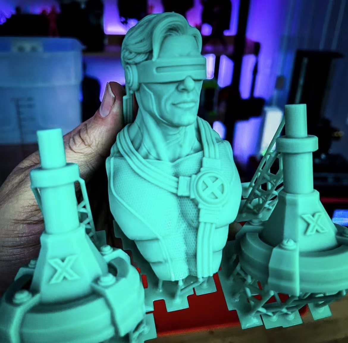 Elegoo_Official's tweet photo. How does the #ELEGOOSaturnS #3dprinter perform in real printing process? Check the full review of this machine https://t.co/Fx6DAtXb52 by @UncleJessy4Real
, and some models with smooth surfaces.💫⚡️

[Saturn S is available now on our website: https://t.co/yFhf2coCmt]

#3dprinted https://t.co/hYq9WsZ87w