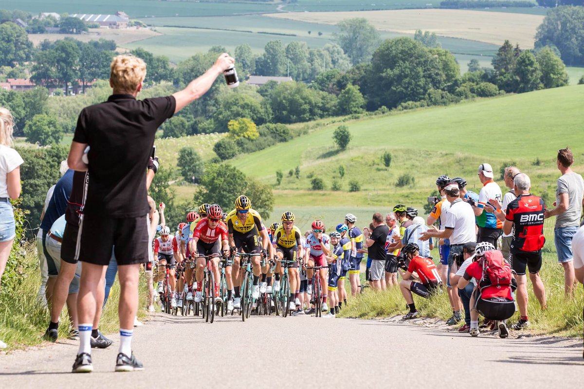 PERSBERICHT | Limburgse rit maakt etappeschema ZLM Tour rond. 
Op vrijdag 10 juni rijdt het profpeloton van de ZLM Tour van Heythuysen naar Buchten. Lees het volledige bericht via zlmtour.nl/limburgse-rit-…

#wielrennen #Limburg #Zeeland #brabant #ZLM