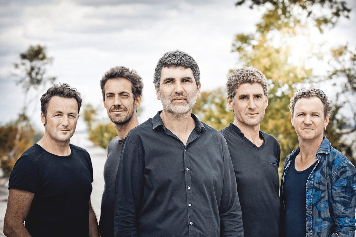 bagadbrofelger's tweet photo. 🎂 Le #bagad fêtera son anniversaire le 2 juillet 2022 à #Fougères !

Au programme : 
- #défilé musical dans la haute-ville à partir de 17h30,
- apéro-concert dès 19h au sein du #château,
- #festnoz dans le château à 20h30, avec Hamon Martin Quintet, Fleuves et Ampouailh ! https://t.co/148Fx01yhH